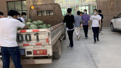 吃瓜最新事件学校,揭秘吃瓜事件背后的真相与影响”