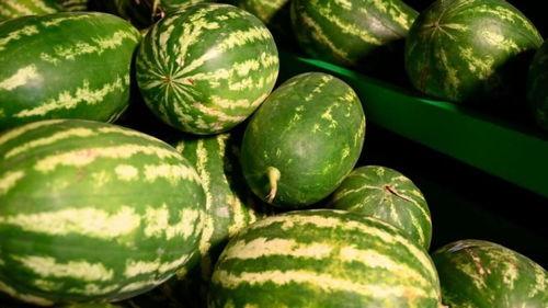 八一南场吃瓜事件,揭秘背后真相与网络舆论风暴